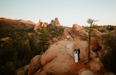 5 Tips to THRIVE During a Busy Upcoming Wedding Season